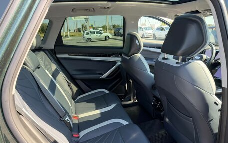 Geely Atlas, 2024 год, 2 700 000 рублей, 8 фотография