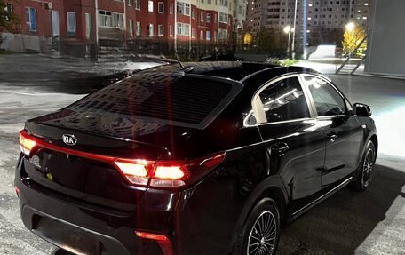 KIA Rio IV, 2018 год, 1 400 000 рублей, 8 фотография