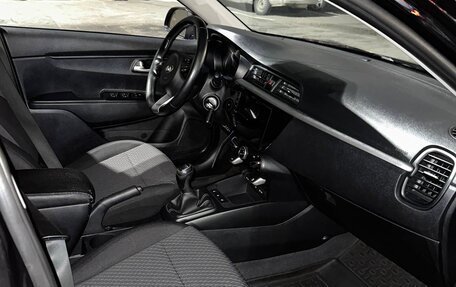 KIA Rio IV, 2018 год, 1 400 000 рублей, 23 фотография