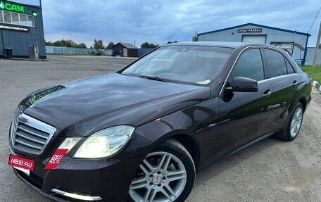 Mercedes-Benz E-Класс, 2012 год, 1 385 000 рублей, 5 фотография