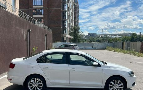 Volkswagen Jetta VI, 2013 год, 1 250 000 рублей, 3 фотография