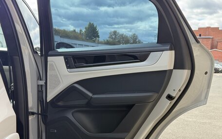 Porsche Cayenne III, 2024 год, 18 000 000 рублей, 4 фотография