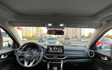 KIA K3, 2022 год, 2 200 000 рублей, 5 фотография