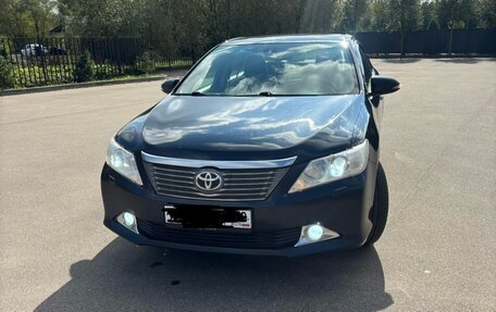 Toyota Camry, 2011 год, 1 790 000 рублей, 2 фотография