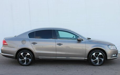 Volkswagen Passat B7, 2011 год, 830 000 рублей, 8 фотография