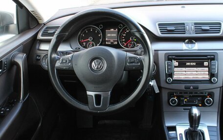Volkswagen Passat B7, 2011 год, 830 000 рублей, 13 фотография