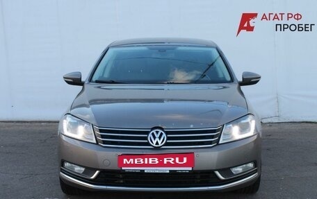 Volkswagen Passat B7, 2011 год, 830 000 рублей, 2 фотография