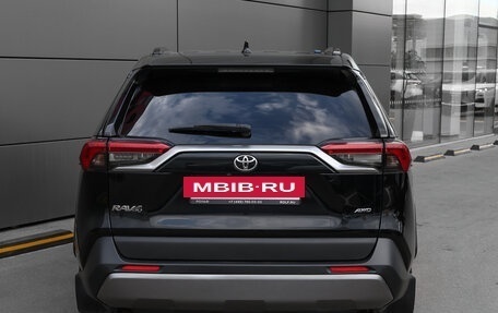 Toyota RAV4, 2020 год, 2 849 000 рублей, 5 фотография