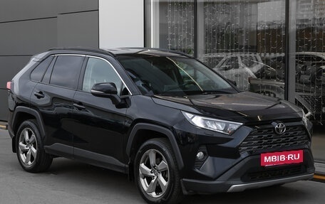 Toyota RAV4, 2020 год, 2 849 000 рублей, 2 фотография