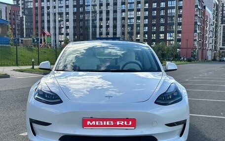 Tesla Model 3 I, 2022 год, 3 690 000 рублей, 2 фотография