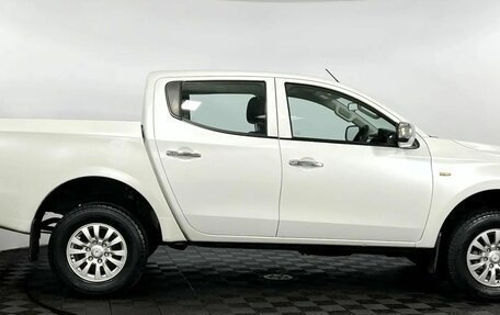 Mitsubishi L200 IV рестайлинг, 2017 год, 2 490 000 рублей, 5 фотография