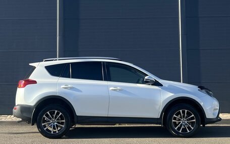 Toyota RAV4, 2014 год, 1 945 000 рублей, 4 фотография