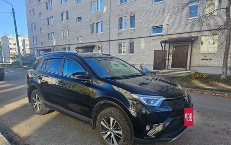 Toyota RAV4, 2018 год, 2 750 000 рублей, 5 фотография