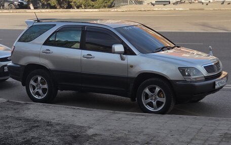 Toyota Harrier, 1999 год, 699 999 рублей, 3 фотография