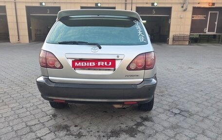 Toyota Harrier, 1999 год, 699 999 рублей, 15 фотография