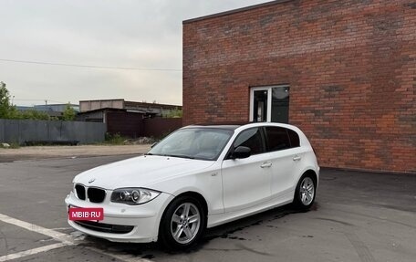 BMW 1 серия, 2010 год, 815 000 рублей, 2 фотография