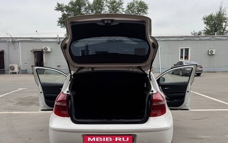 BMW 1 серия, 2010 год, 815 000 рублей, 12 фотография