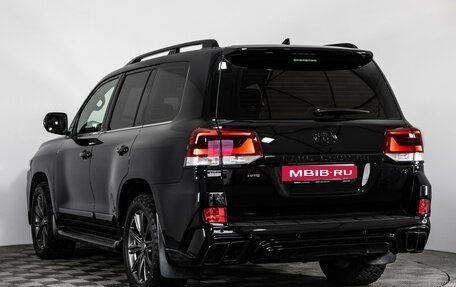 Toyota Land Cruiser 200, 2017 год, 5 990 000 рублей, 9 фотография