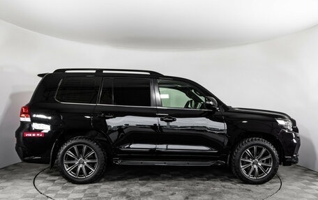 Toyota Land Cruiser 200, 2017 год, 5 990 000 рублей, 5 фотография