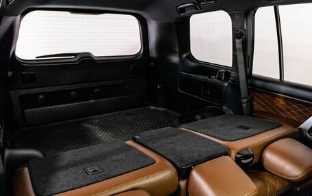 Toyota Land Cruiser 200, 2017 год, 5 990 000 рублей, 31 фотография