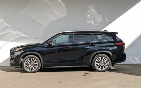 Toyota Highlander, 2022 год, 6 200 000 рублей, 2 фотография