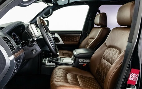 Toyota Land Cruiser 200, 2017 год, 5 990 000 рублей, 26 фотография