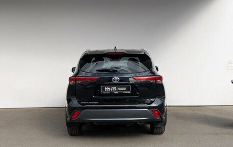 Toyota Highlander, 2022 год, 6 200 000 рублей, 12 фотография