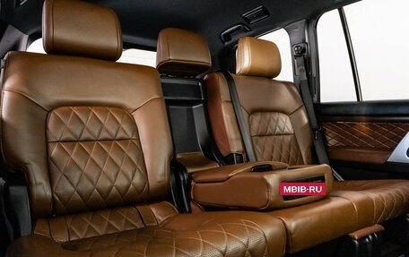 Toyota Land Cruiser 200, 2017 год, 5 990 000 рублей, 30 фотография