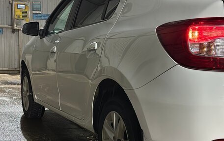 Renault Logan II, 2018 год, 510 000 рублей, 10 фотография