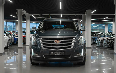 Cadillac Escalade IV, 2019 год, 4 250 000 рублей, 3 фотография