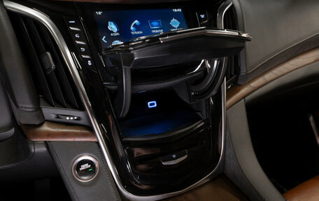Cadillac Escalade IV, 2019 год, 4 250 000 рублей, 26 фотография