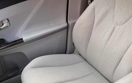 Toyota Venza I, 2011 год, 1 790 000 рублей, 11 фотография