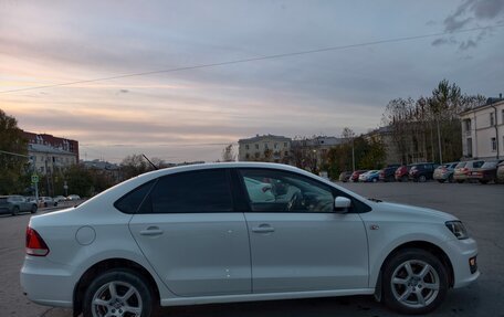 Volkswagen Polo VI (EU Market), 2015 год, 950 000 рублей, 5 фотография