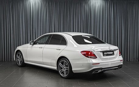 Mercedes-Benz E-Класс, 2019 год, 3 098 000 рублей, 2 фотография