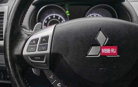 Mitsubishi Outlander III рестайлинг 3, 2011 год, 1 400 000 рублей, 12 фотография