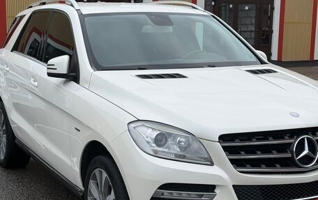 Mercedes-Benz M-Класс, 2012 год, 1 750 000 рублей, 4 фотография