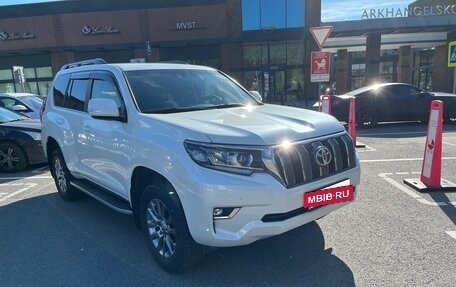 Toyota Land Cruiser Prado 150 рестайлинг 2, 2019 год, 5 350 000 рублей, 2 фотография
