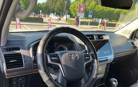 Toyota Land Cruiser Prado 150 рестайлинг 2, 2019 год, 5 350 000 рублей, 7 фотография