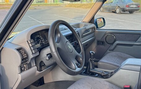 Land Rover Discovery III, 1998 год, 1 800 000 рублей, 14 фотография
