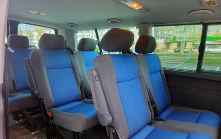Volkswagen Caravelle T5, 2007 год, 1 259 000 рублей, 15 фотография