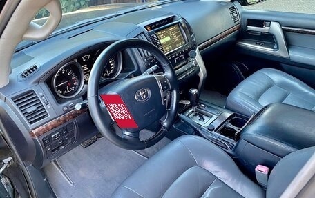 Toyota Land Cruiser 200, 2008 год, 3 000 000 рублей, 13 фотография
