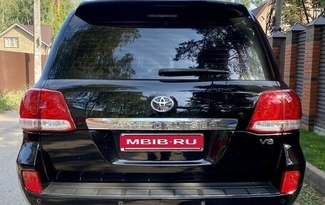 Toyota Land Cruiser 200, 2008 год, 3 000 000 рублей, 8 фотография