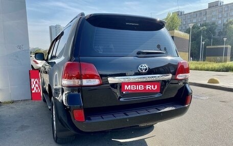 Toyota Land Cruiser 200, 2008 год, 3 000 000 рублей, 2 фотография