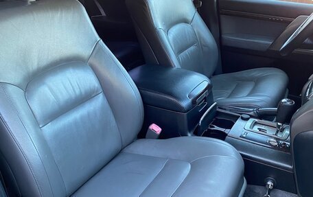 Toyota Land Cruiser 200, 2008 год, 3 000 000 рублей, 23 фотография