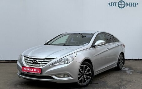 Hyundai Sonata VI, 2011 год, 914 000 рублей, 1 фотография