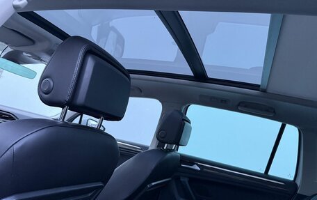Volkswagen Tiguan II, 2019 год, 2 700 000 рублей, 13 фотография