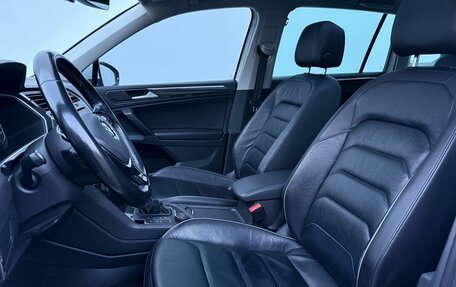 Volkswagen Tiguan II, 2019 год, 2 700 000 рублей, 10 фотография