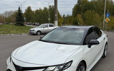 Toyota Camry, 2023 год, 3 000 000 рублей, 1 фотография