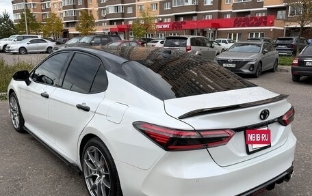 Toyota Camry, 2023 год, 3 000 000 рублей, 6 фотография