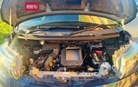 Toyota Roomy I, 2021 год, 1 060 000 рублей, 10 фотография